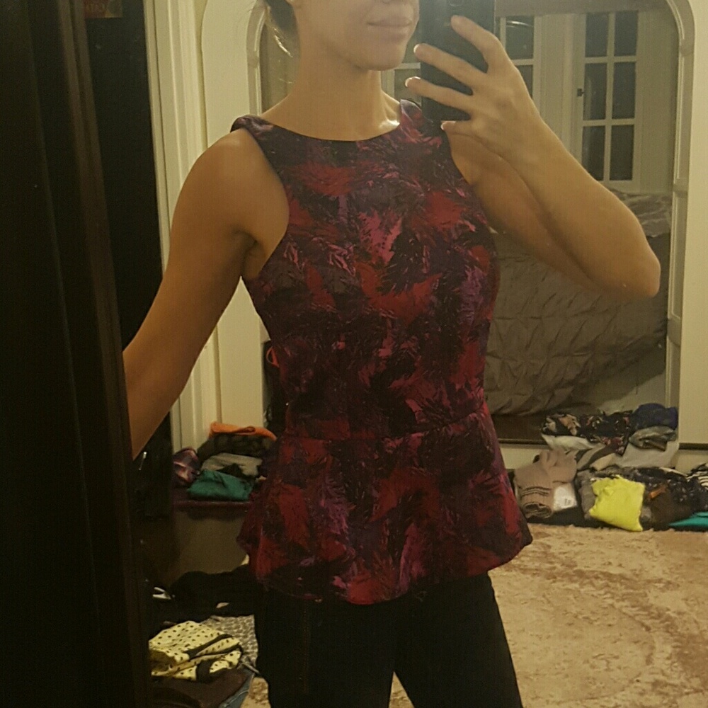 Silky Express Peplum Tank Top Blouse EUC